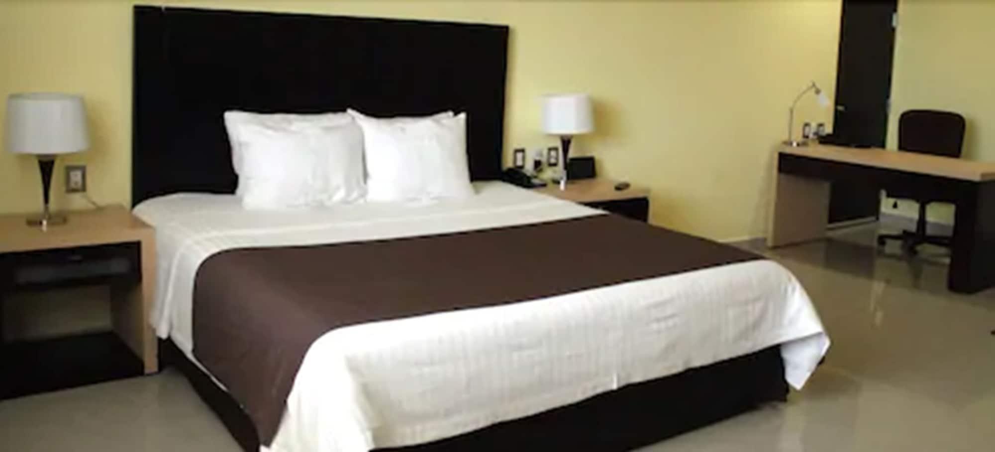 Hipico Inn Hotel Poza Rica Zewnętrze zdjęcie