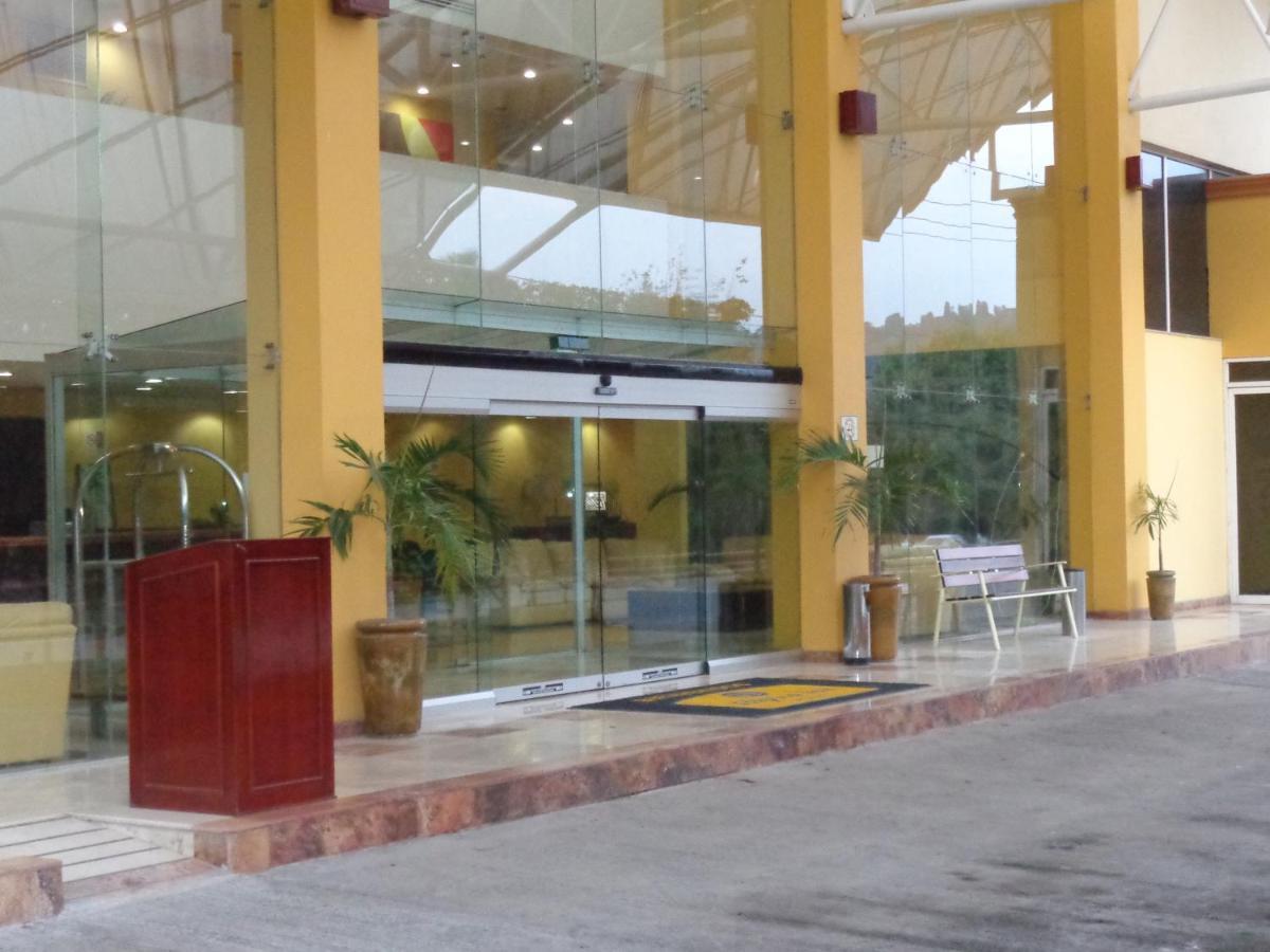 Hipico Inn Hotel Poza Rica Zewnętrze zdjęcie