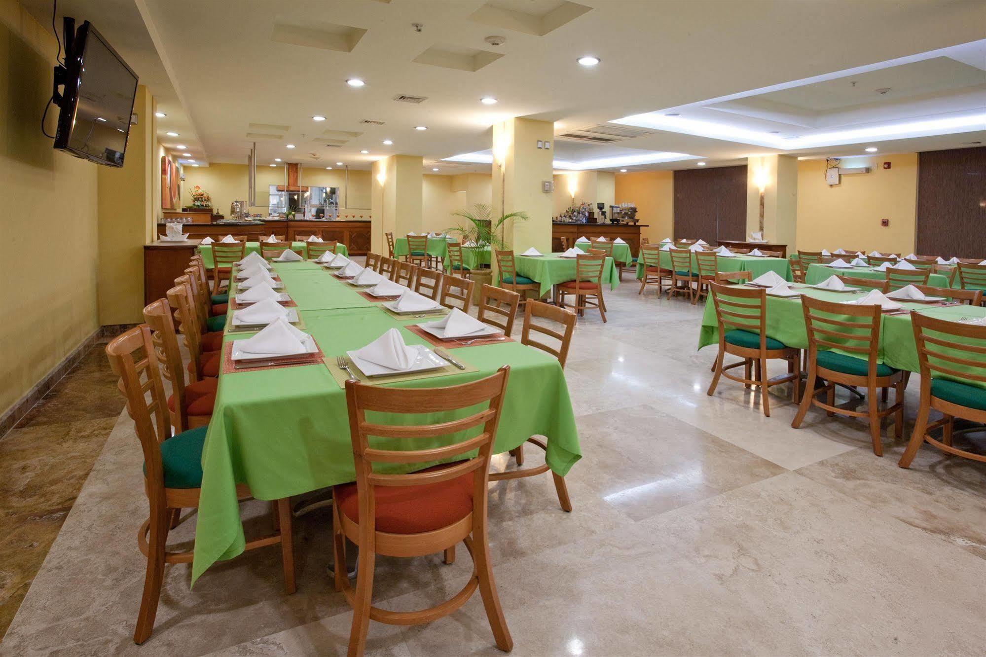 Hipico Inn Hotel Poza Rica Restauracja zdjęcie